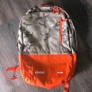 NWOT Incase Cameo Backpack
